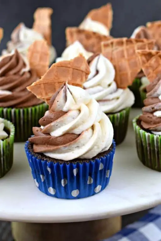 Chocolate Swirl Vanilla Frosting