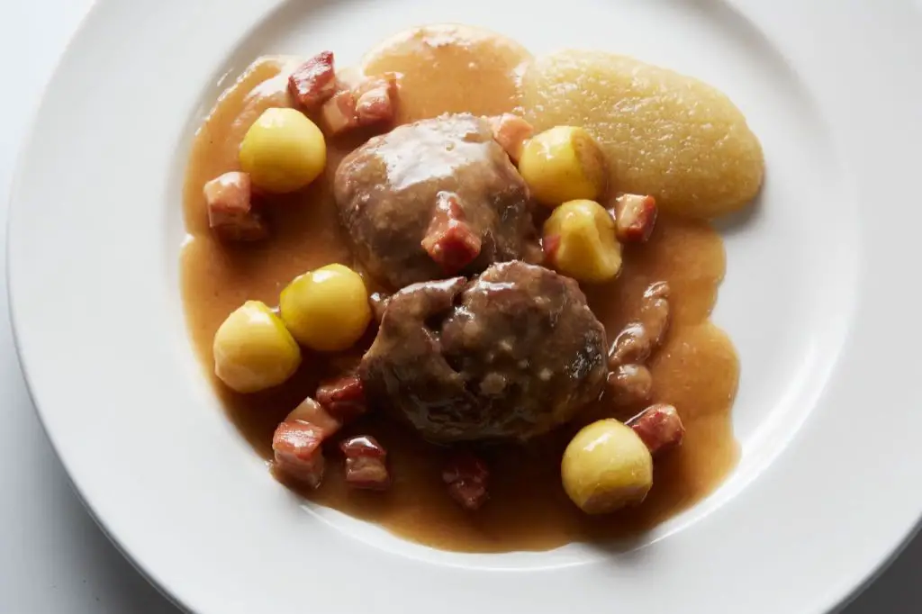 Cider-Braised Pork Cheeks with Apples