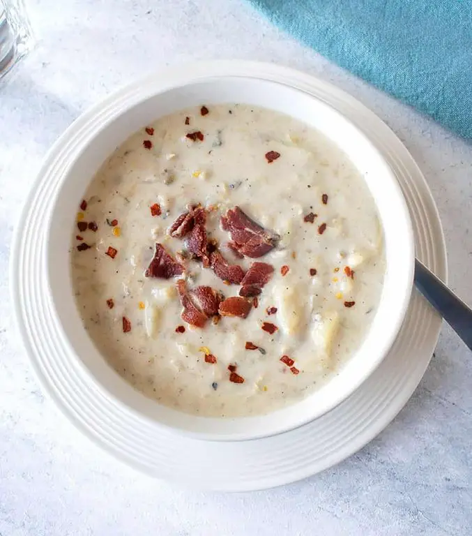 Clam Chowder with Bacon