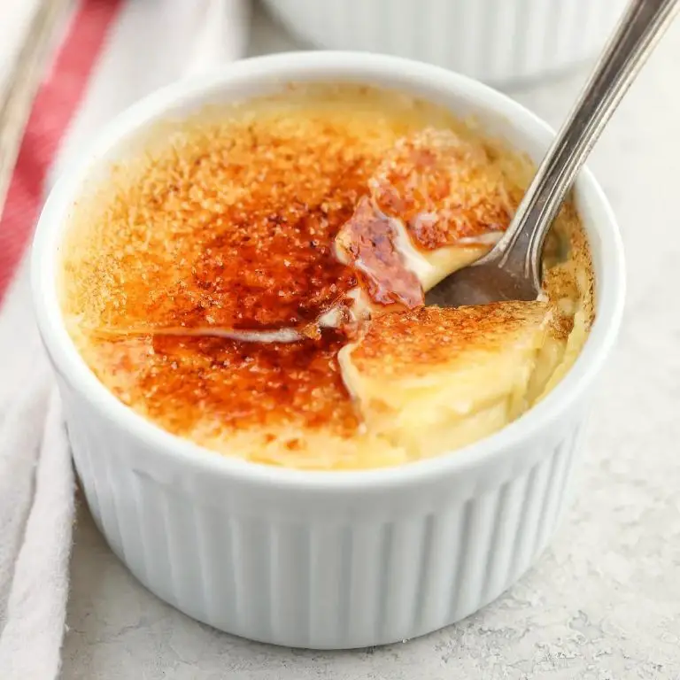 Classic Crème Brûlée with 6 Egg Yolks