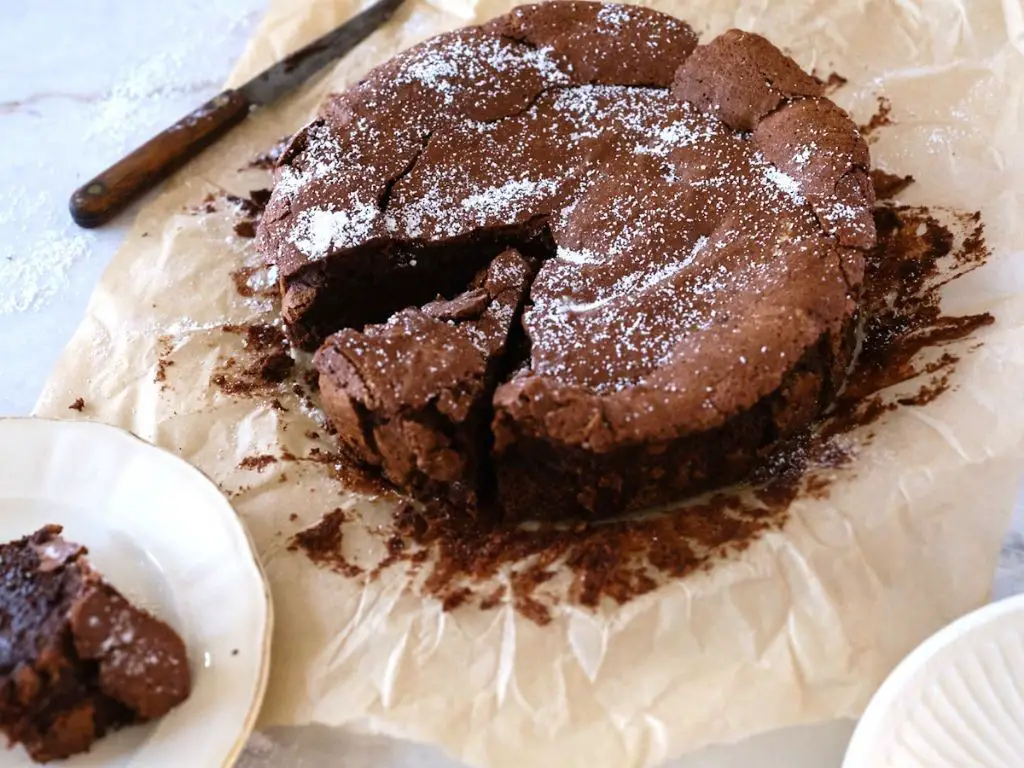 Classic Flourless Chocolate Cake