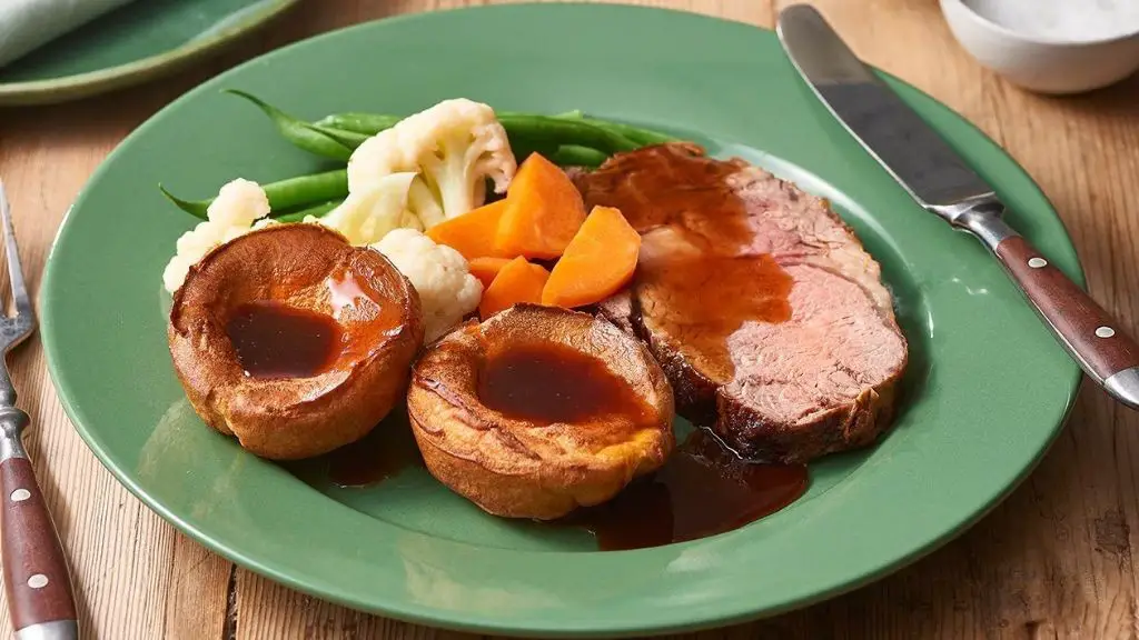 Classic Roast Beef with Yorkshire Pudding