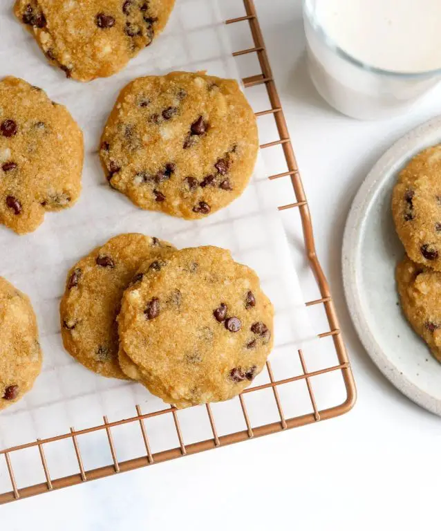 Coconut Flour Chocolate Chip Cookies