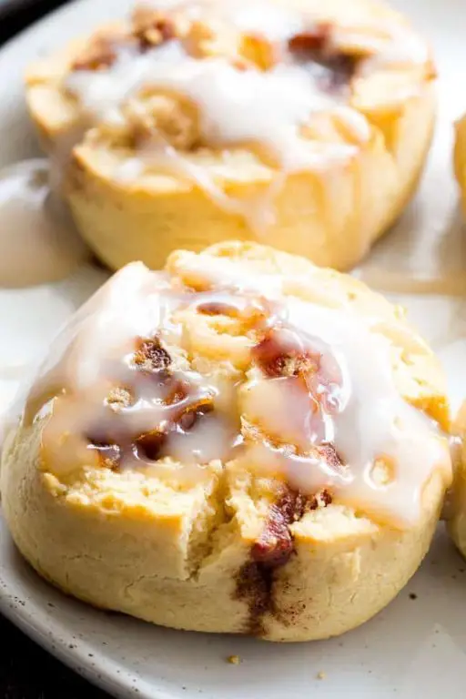 Coconut Flour Cinnamon Rolls