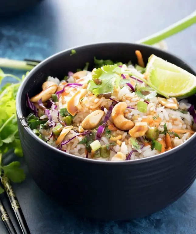 Coconut Rice with Cashews and Raisins