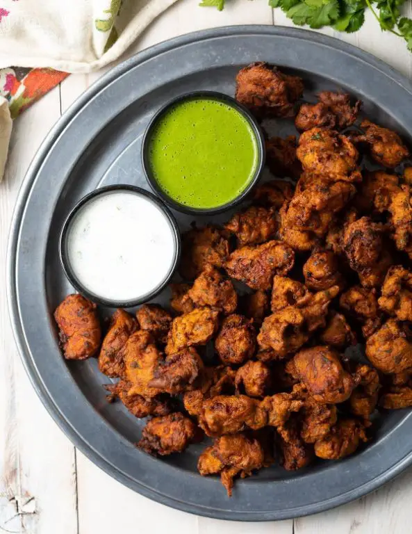 Coriander Chicken Pakoras with Mint Chutney