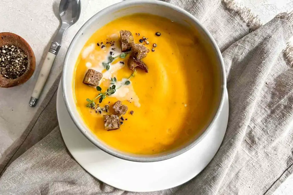 Creamy Butternut Squash Soup with Coconut Milk