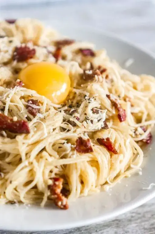 Creamy Egg Yolk Carbonara Sauce