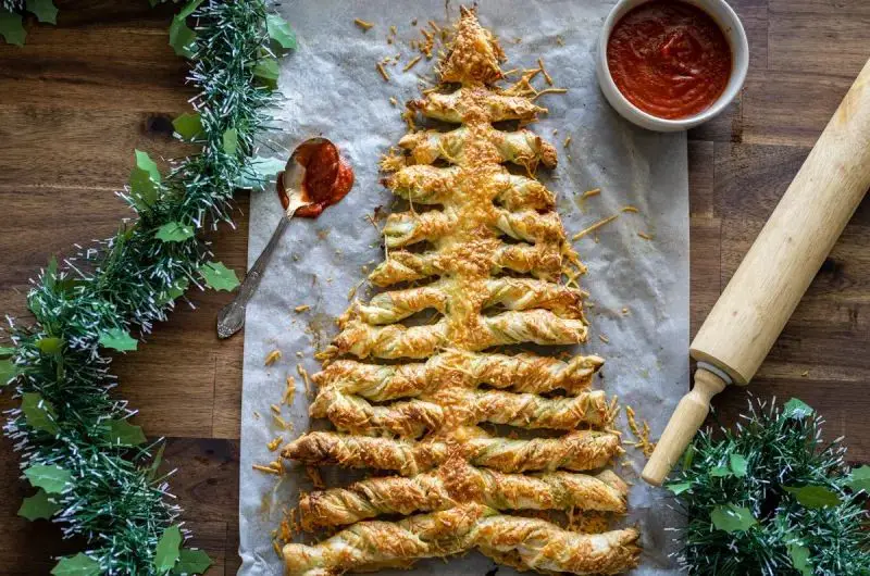 Creamy Pesto Christmas Tree Pasta