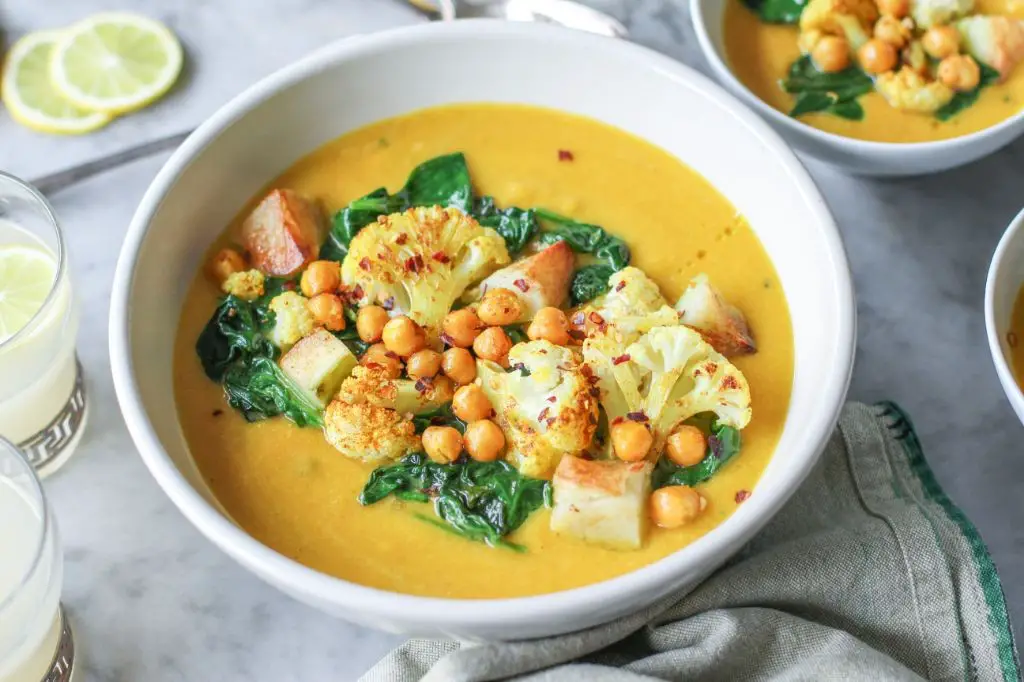 Curried Cauliflower and Chickpea Stew