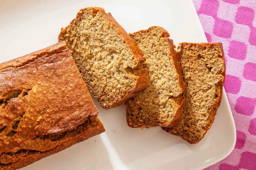 Easy 5-Ingredient Banana Bread