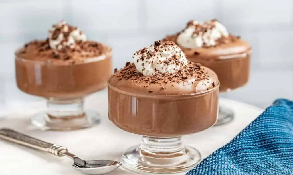 Easy 5-Ingredient Chocolate Mousse