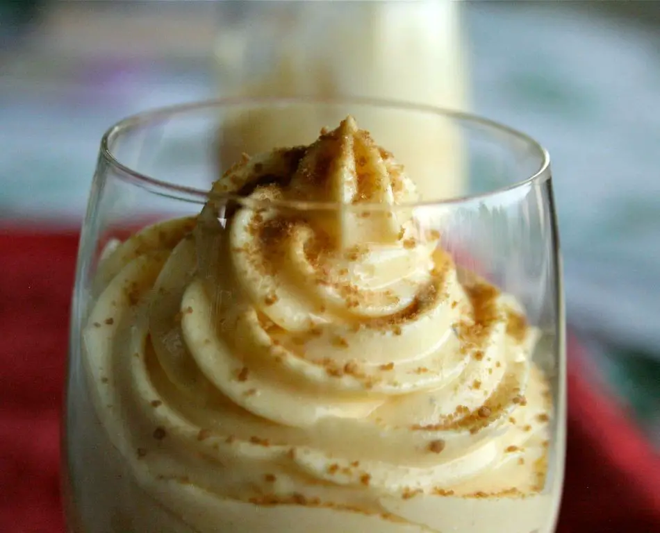 Eggnog Mousse