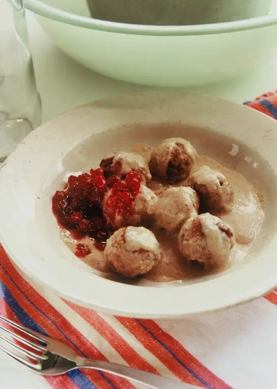 Finnish meatballs with lingonberry jam