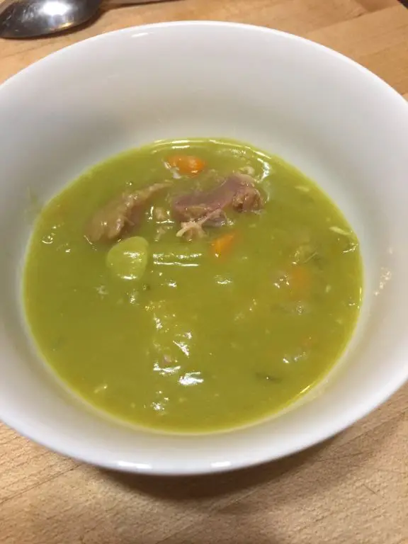 Finnish pea soup with pork