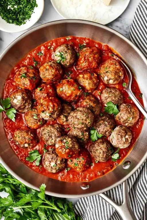 Flavorful Beef Meatballs in Marinara