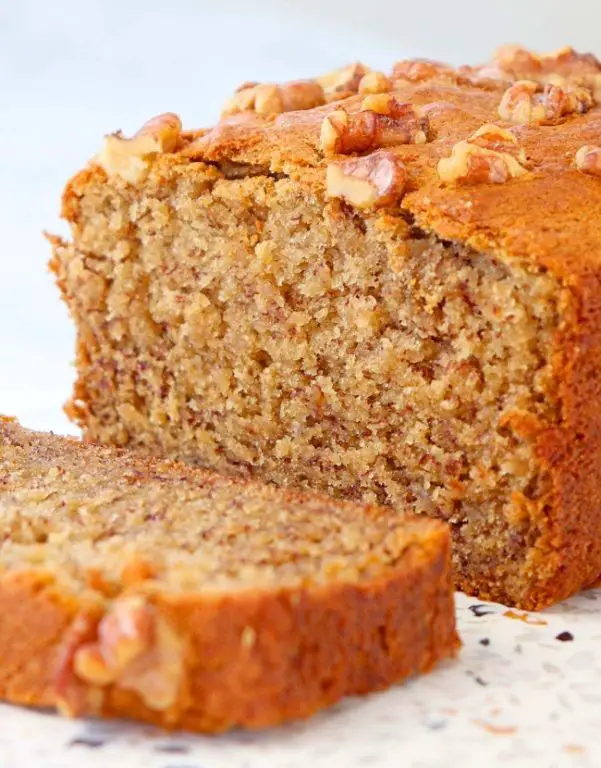 Fluffy Banana Bread Cake