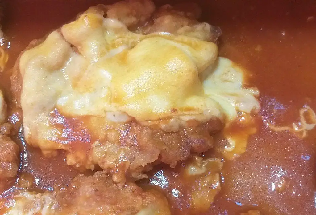 Frango à Parmegiana (Brazilian Chicken Parmesan)