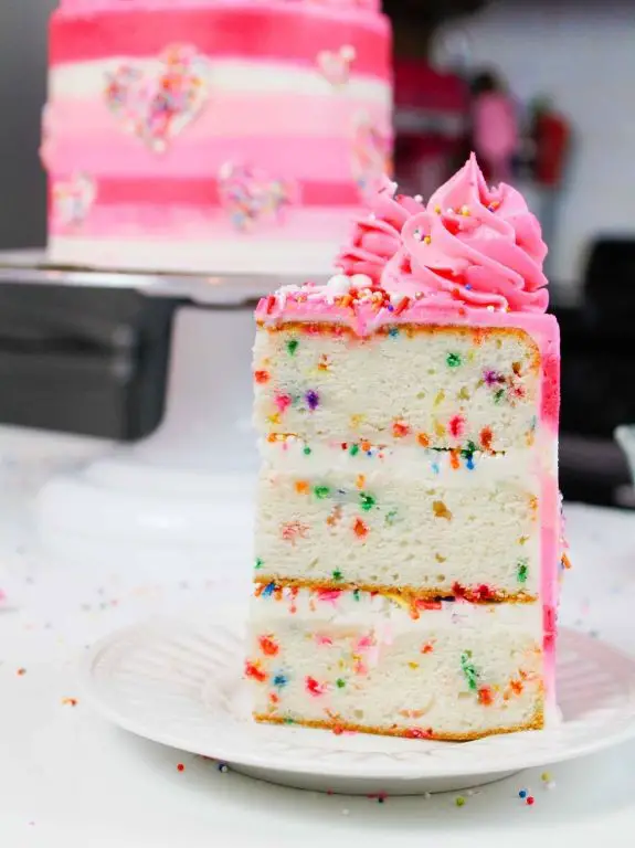 Funfetti 6 Inch Cake