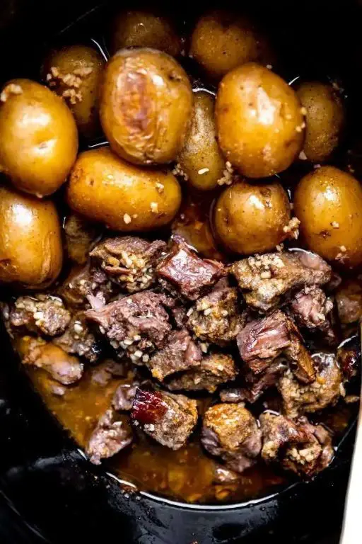 Garlic Butter Beef Tips in the Crock Pot