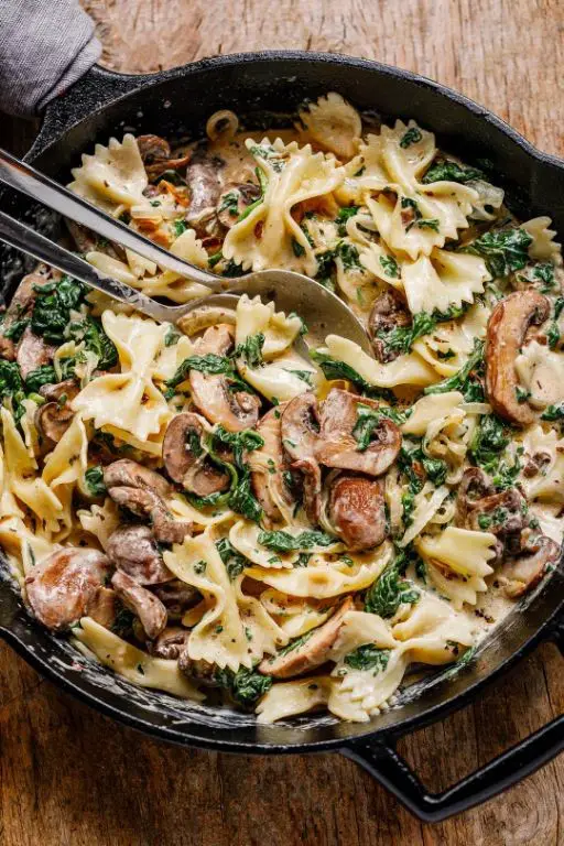Garlic Parmesan Spinach Pasta