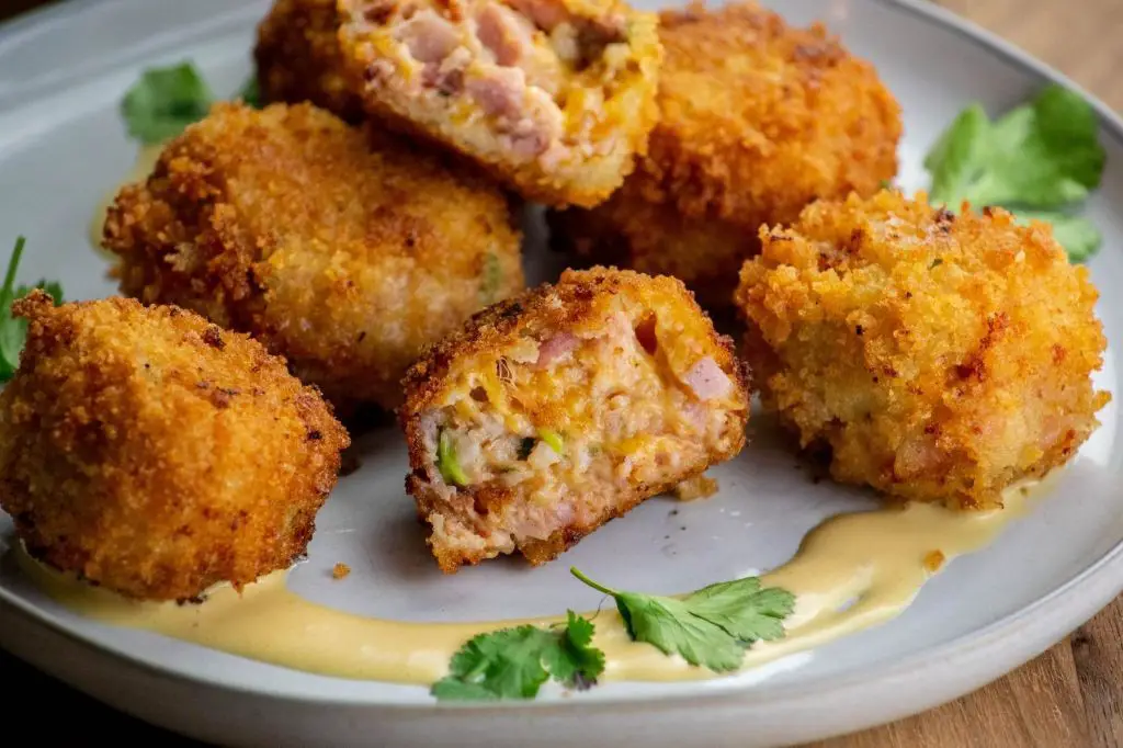 Gooey Mozzarella and Ham Croquettes