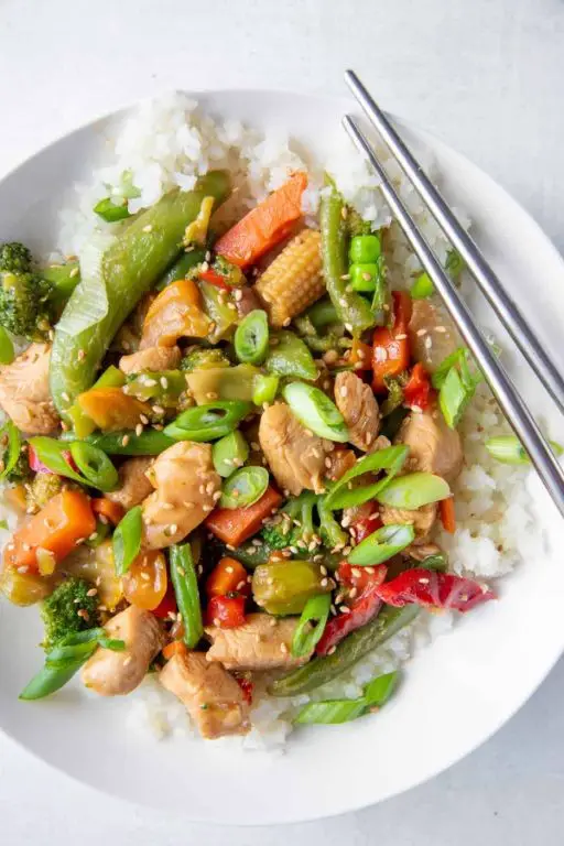 Healthy Chicken and Veggie Stir-Fry