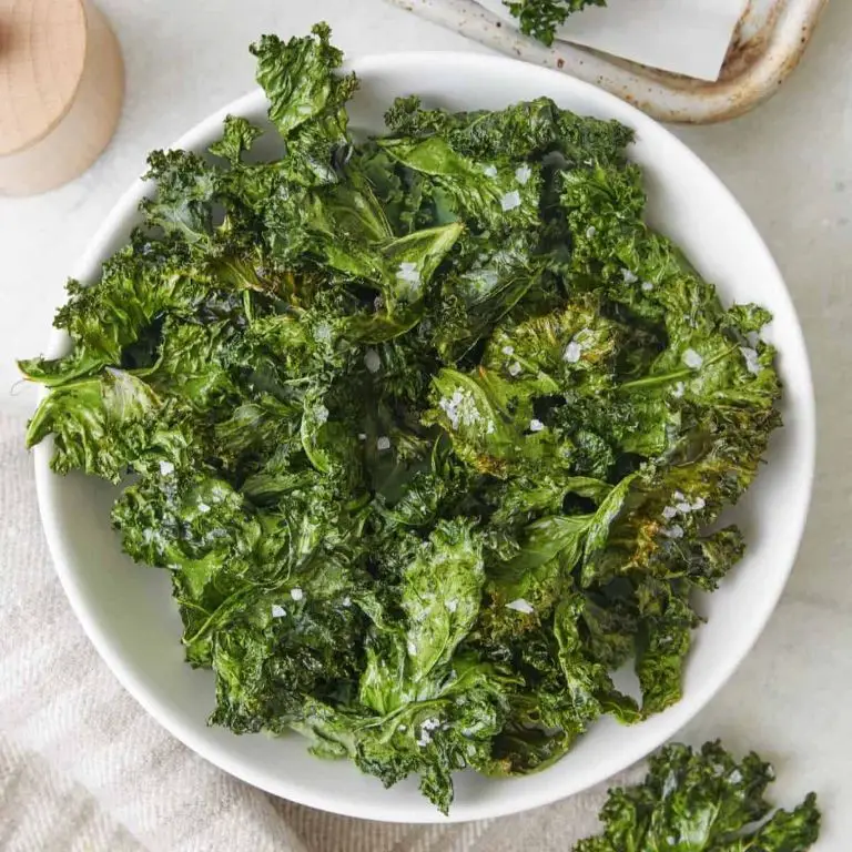 Herb and Garlic Crispy Kale Snacks