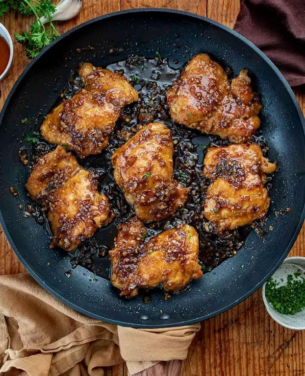 Honey Garlic Glazed Chicken Thighs
