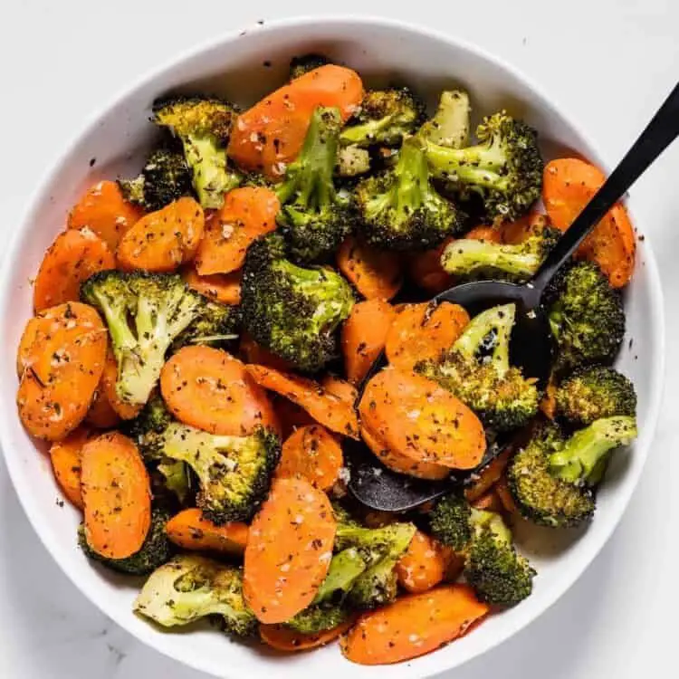Honey Glazed Broccoli and Carrot Side Dish