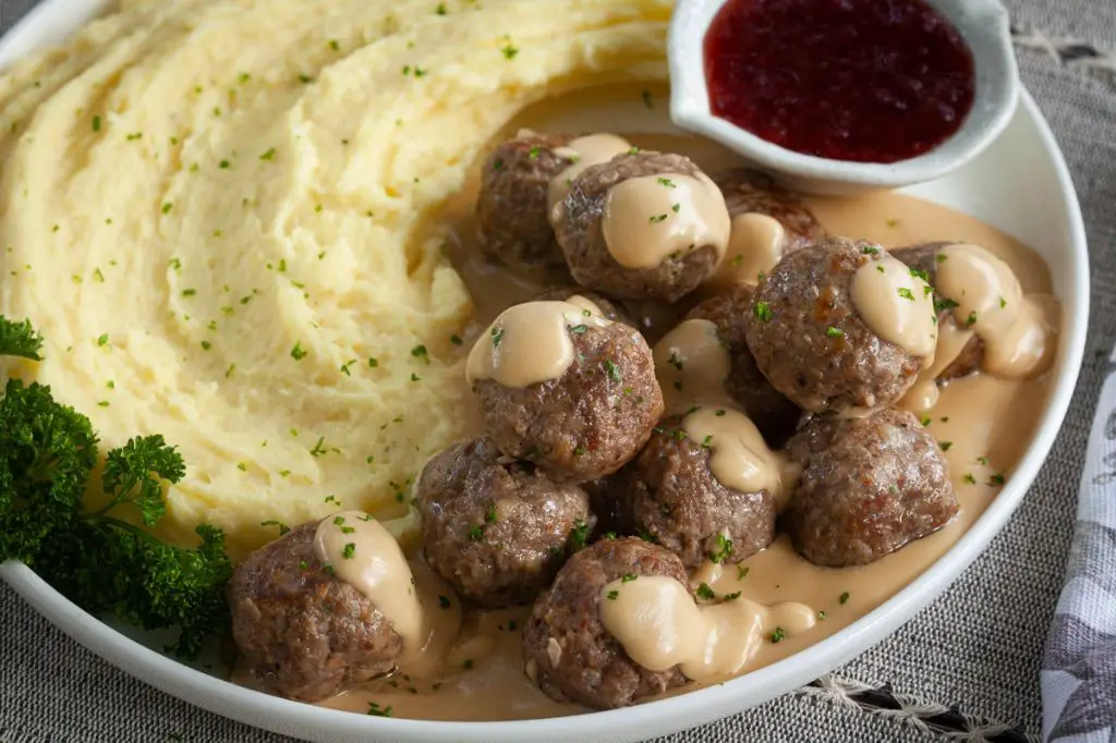 IKEA Swedish Meatballs with Cream Sauce