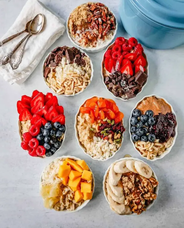 Instant Oatmeal with Toppings