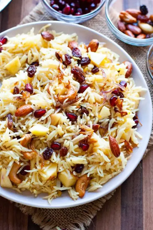 Kashmiri Pulao with Dried Fruits