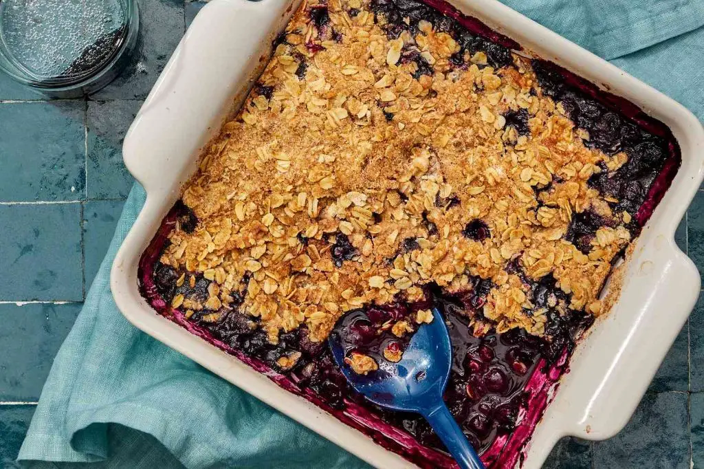 Lemon Blueberry Oatmeal Crisp