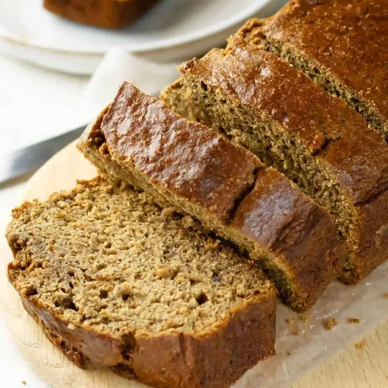Moist Banana Bread Using Applesauce Instead of Eggs