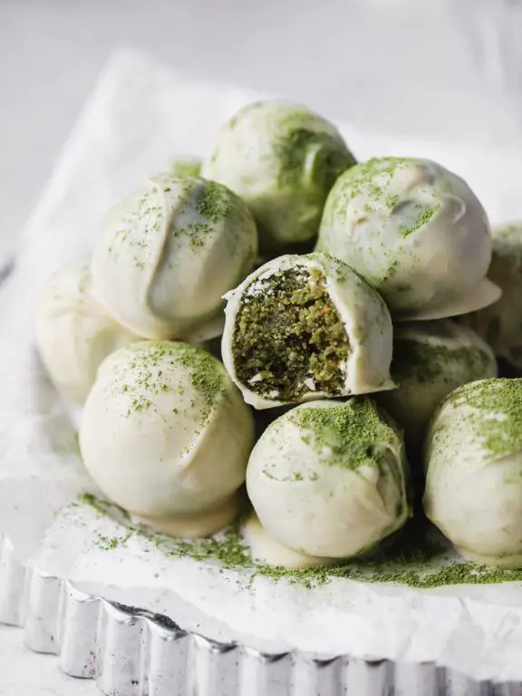 No-Bake Matcha White Chocolate Bites