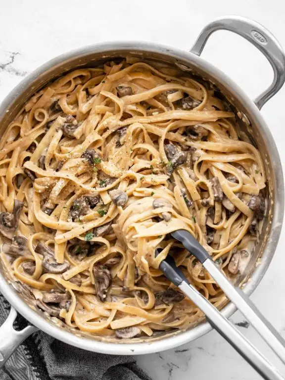 One-Pot Creamy Mushroom Pasta