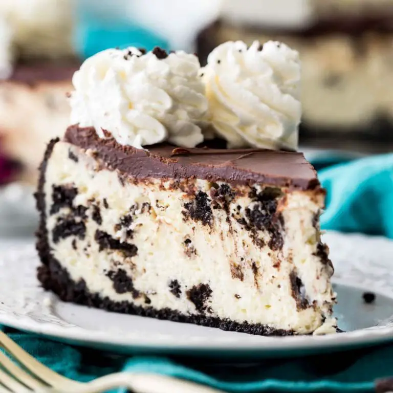 Oreo cheesecake with chocolate ganache