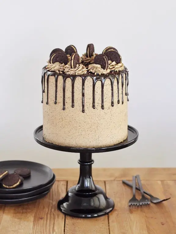 Oreo peanut butter cup cake