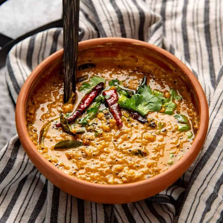 Parippu: Creamy Sri Lankan Lentil Curry