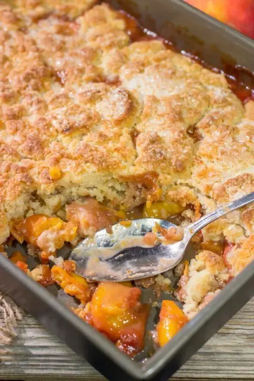 Peach Cobbler with Buttery Crust