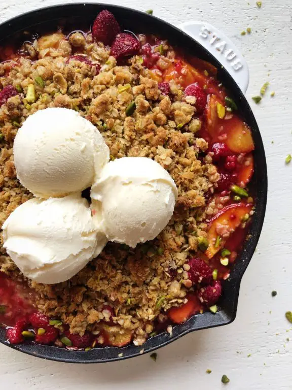 Peach and Raspberry Oatmeal Crisp