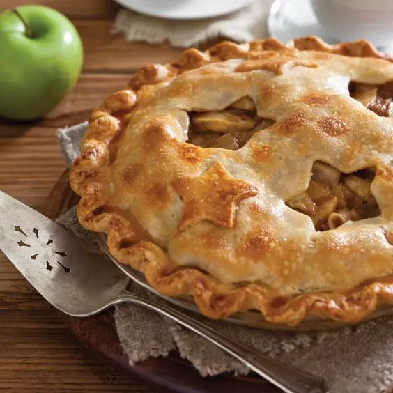 Pear and Apple Double Crust Pie