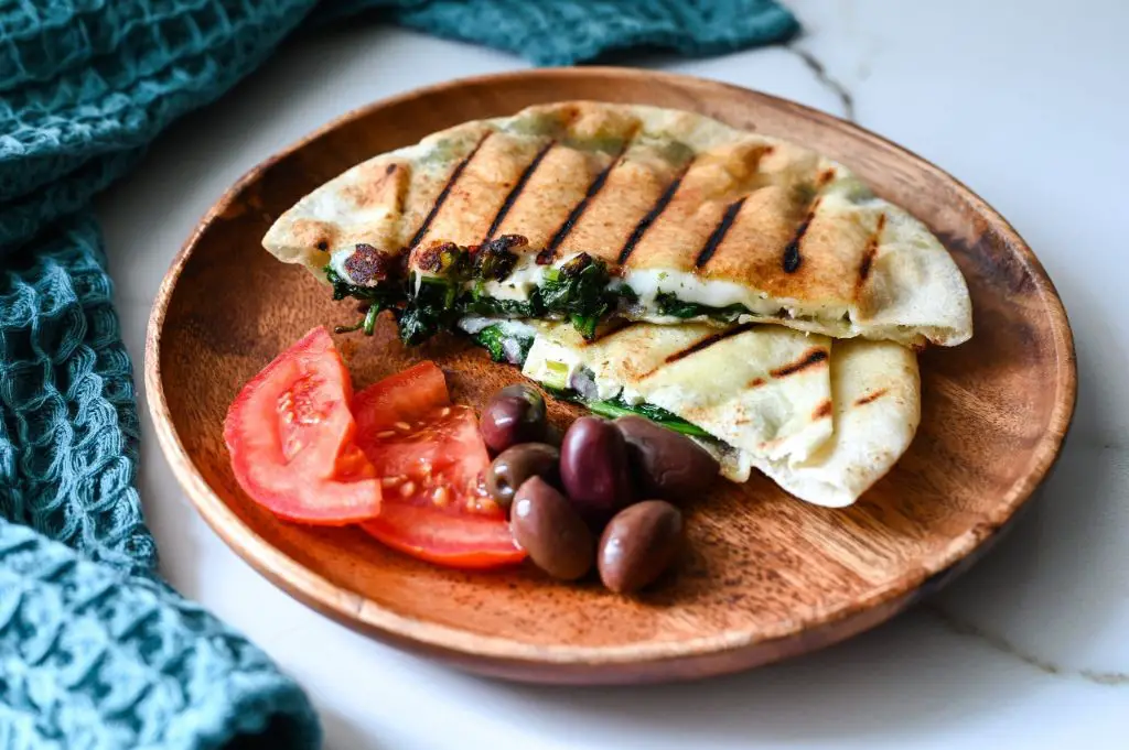 Pita with Spinach and Feta Cheese