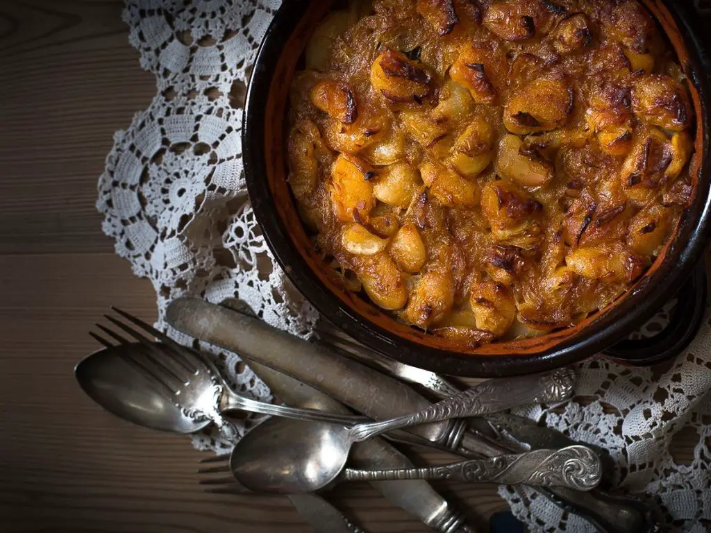Prebranac with White Beans and Onions