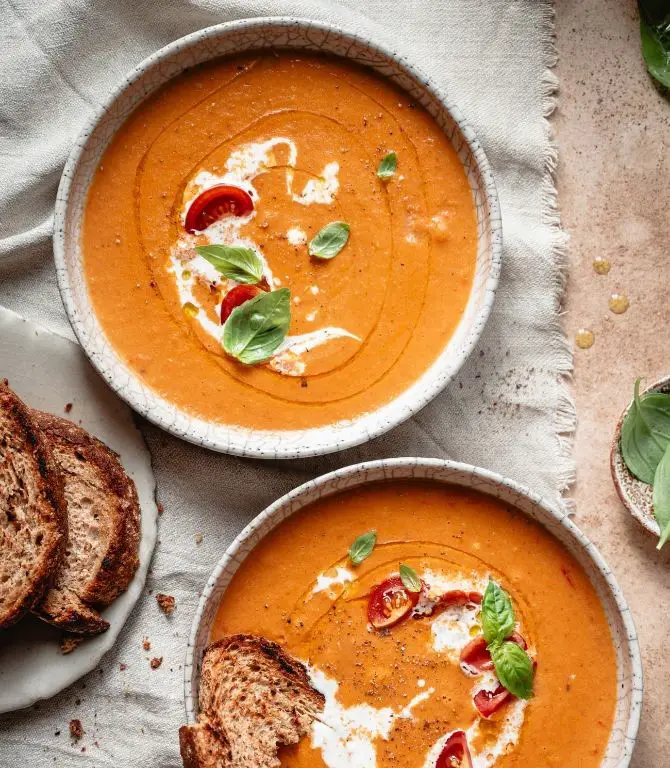 Quick 4-Ingredient Tomato Soup