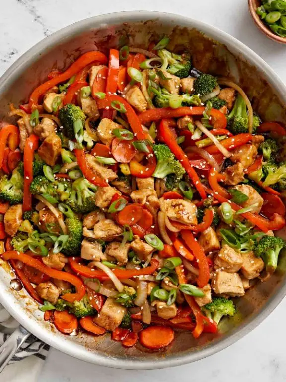 Quick Chicken Stir-Fry with Veggies