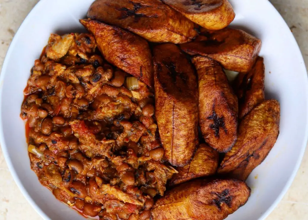 Red Red with Fried Plantains