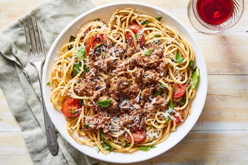 Rich Beef and Tomato Spaghetti