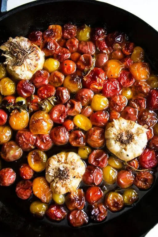 Roasted Cherry Tomatoes with Garlic